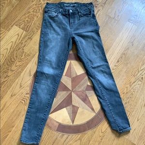 Old navy rockstar mid rise grey jeans size 6